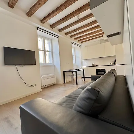 Gold's House Trieste